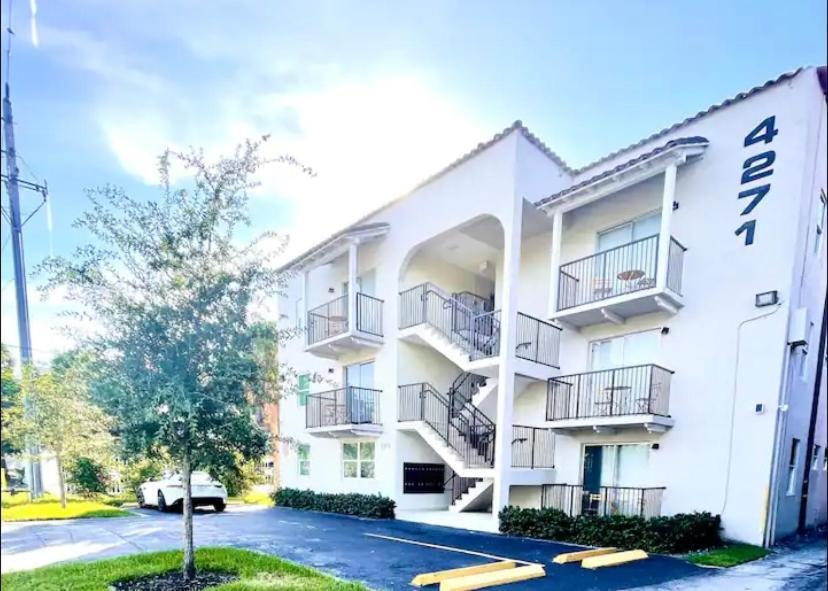 Miami International Airport 1 Apartment Exterior photo